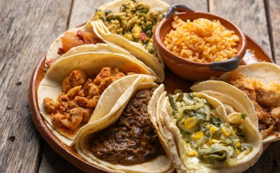 tacos_de_guisado_para_negocio_5_recetas_para_empezar_a_vender_crop1614113255773.jpeg_242310155.webp